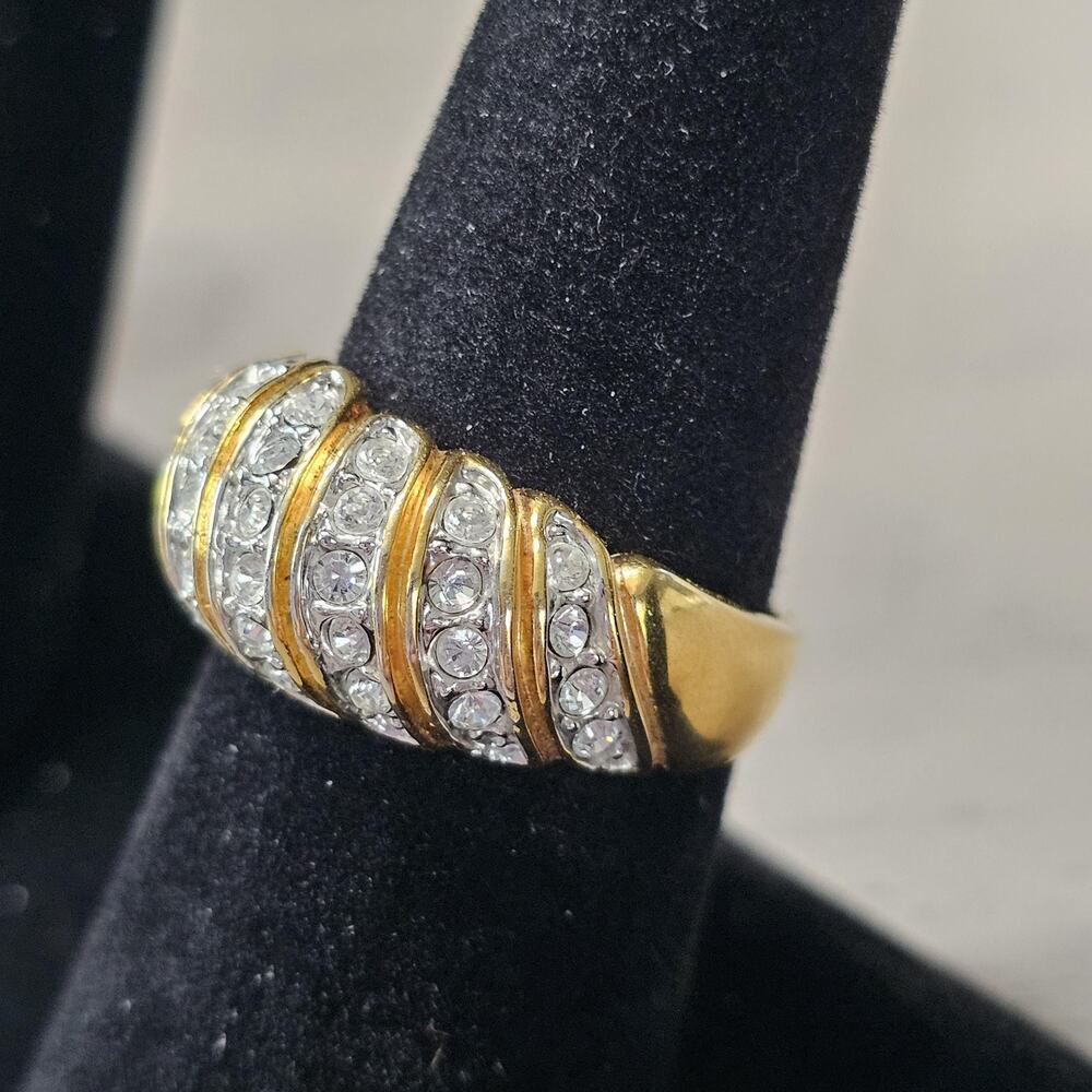 1980's Vintage Chunky Dome Ribbed Shrimp Cocktail Ring, Costume Jewelry Size 8.5